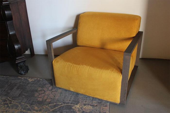 Fauteuil Manor XL van onze leverancier Meubitrend. Op zoek naar een nieuwe fauteuil, loveseat of bank? Kom inspiratie opdoen in onze woonwinkel in Gendt, tussen Arnhem en Nijmegen.